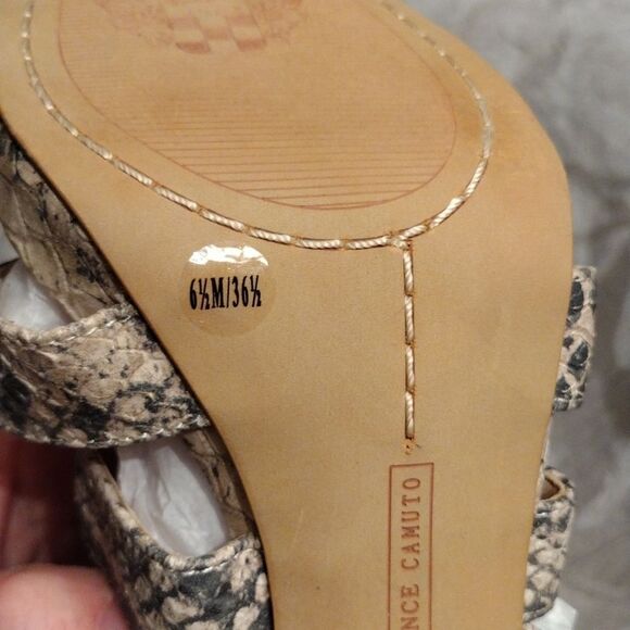 Vince Camuto Snakeskin Print Gladiator Heels With Zipper, 6.5M, Black/White/Tan - Picture 12 of 12